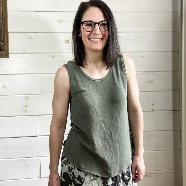 Classy Tank Top Sewing Pattern | MammaCanDoIt